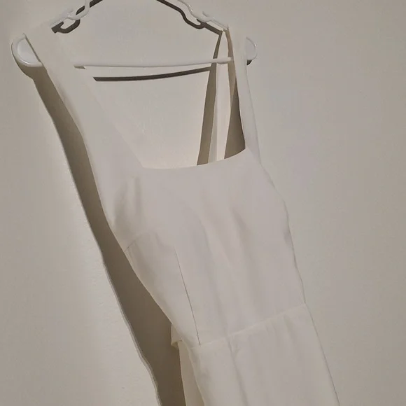 277◼️LOVE BONITO DRESS - Picture 2 of 7